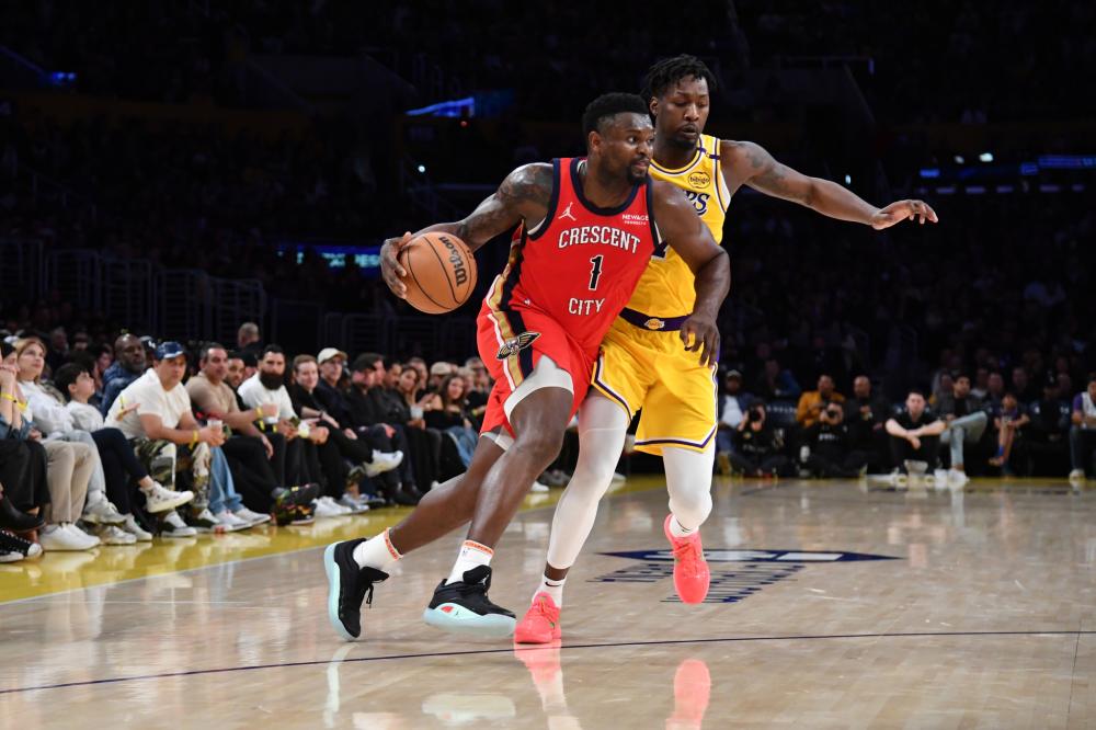 肘击动作不 肘击动作不