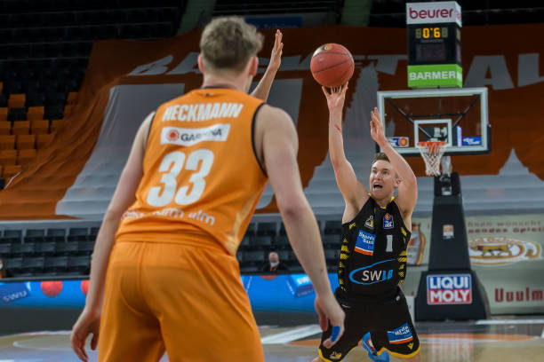 此次决赛不 此次决赛不